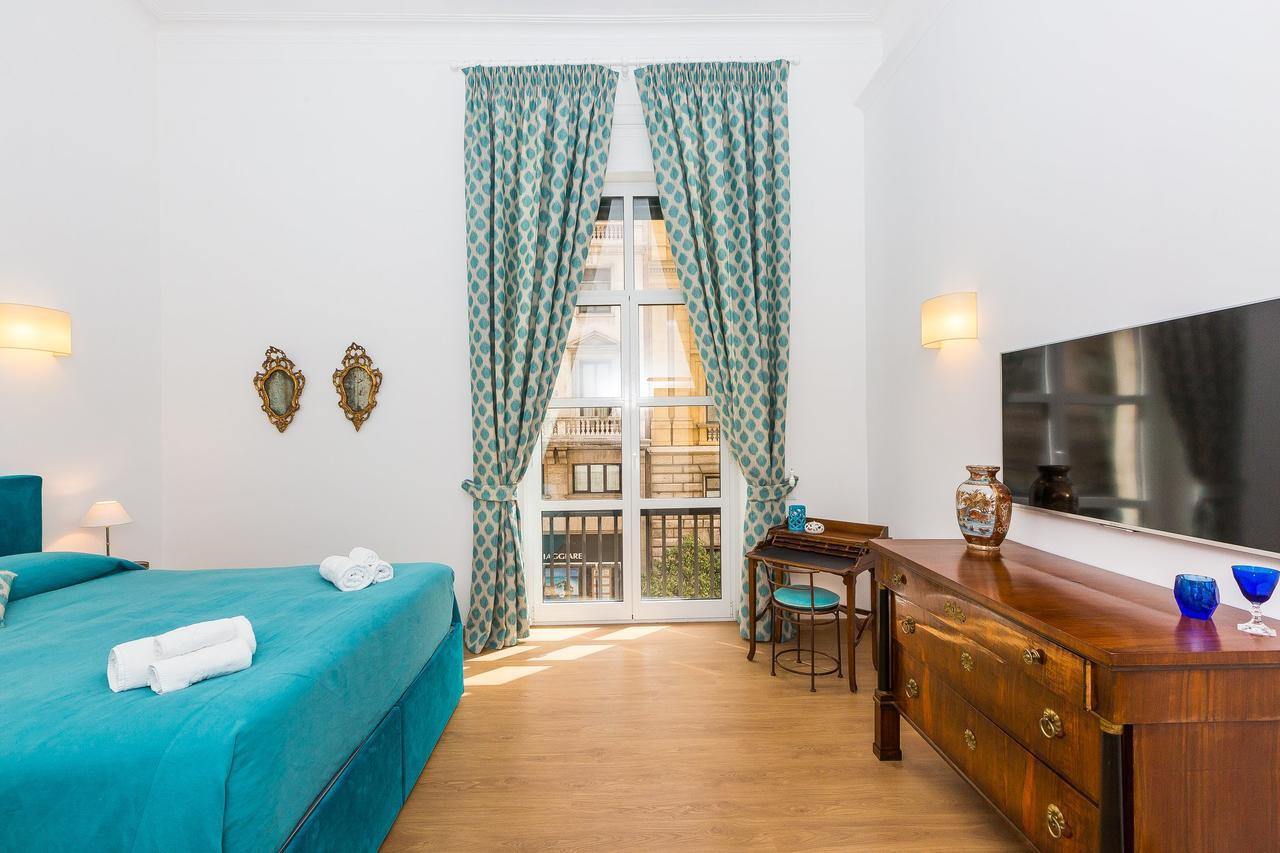 Prestigious Via Barberini Apartment