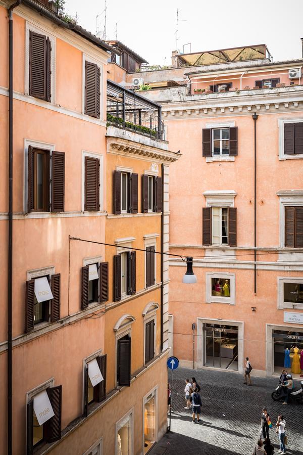 Apartment Frattina Royal