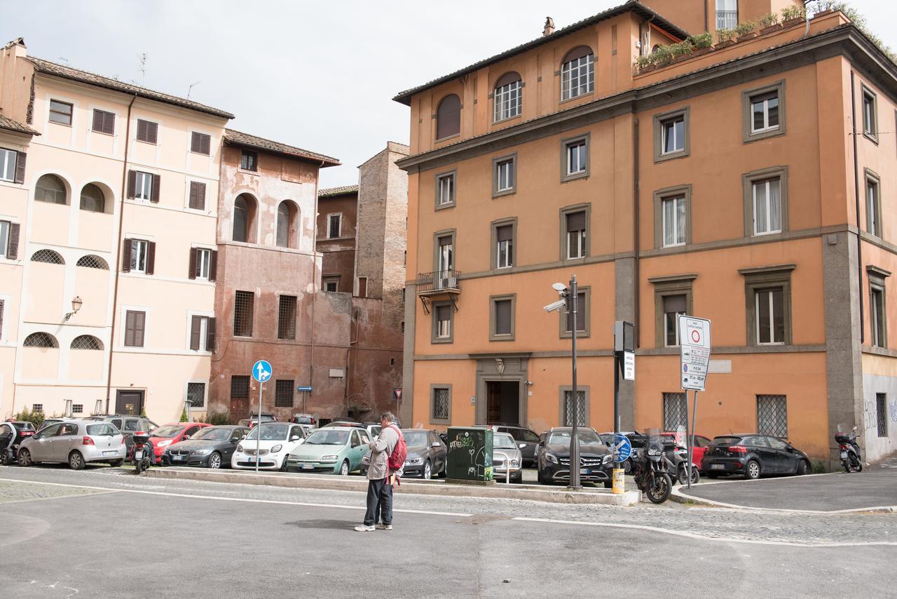 Bed & Breakfast Domus Giulia 2*