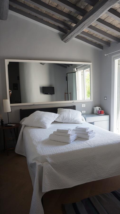 Buonanotte Colosseo Bed & Breakfast Rome