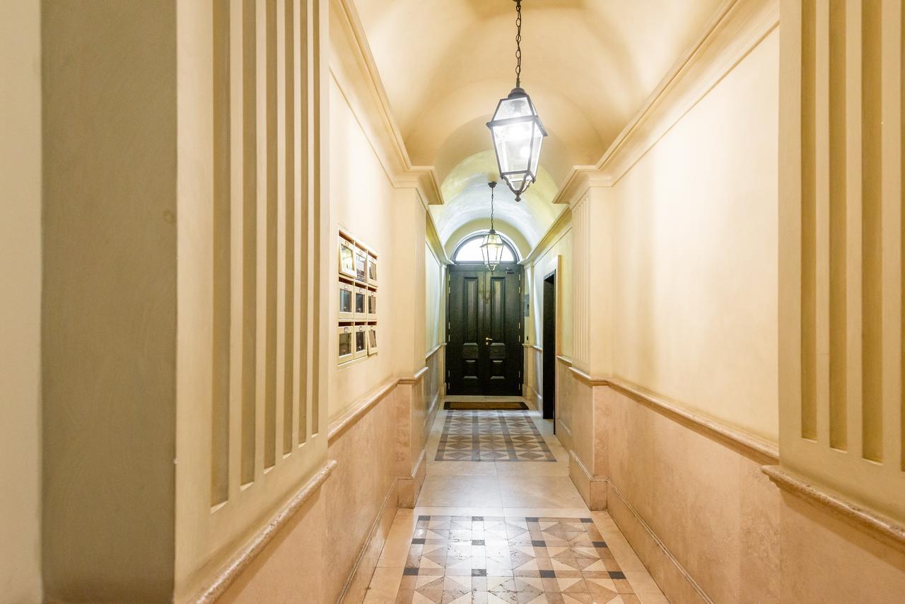 Buonanotte Colosseo Bed & Breakfast Rome