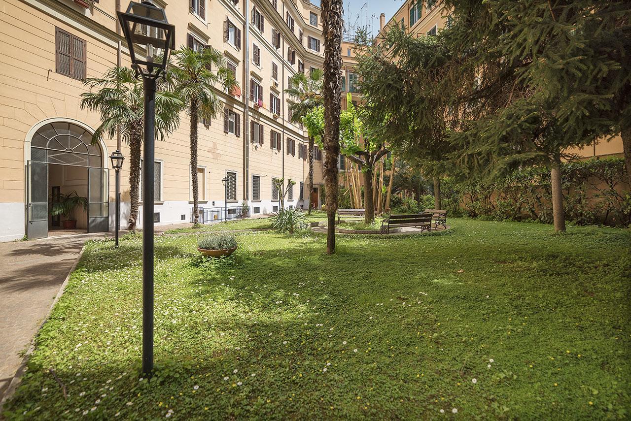 Sweet Near Metro Flaminio Apartment *