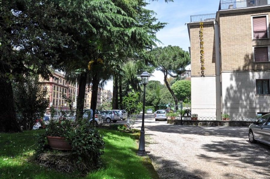 Hotel Santa Prisca Rome