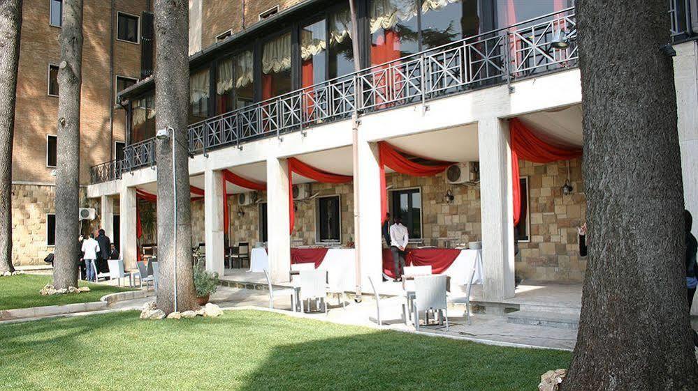 Regal Park Hotel 4*