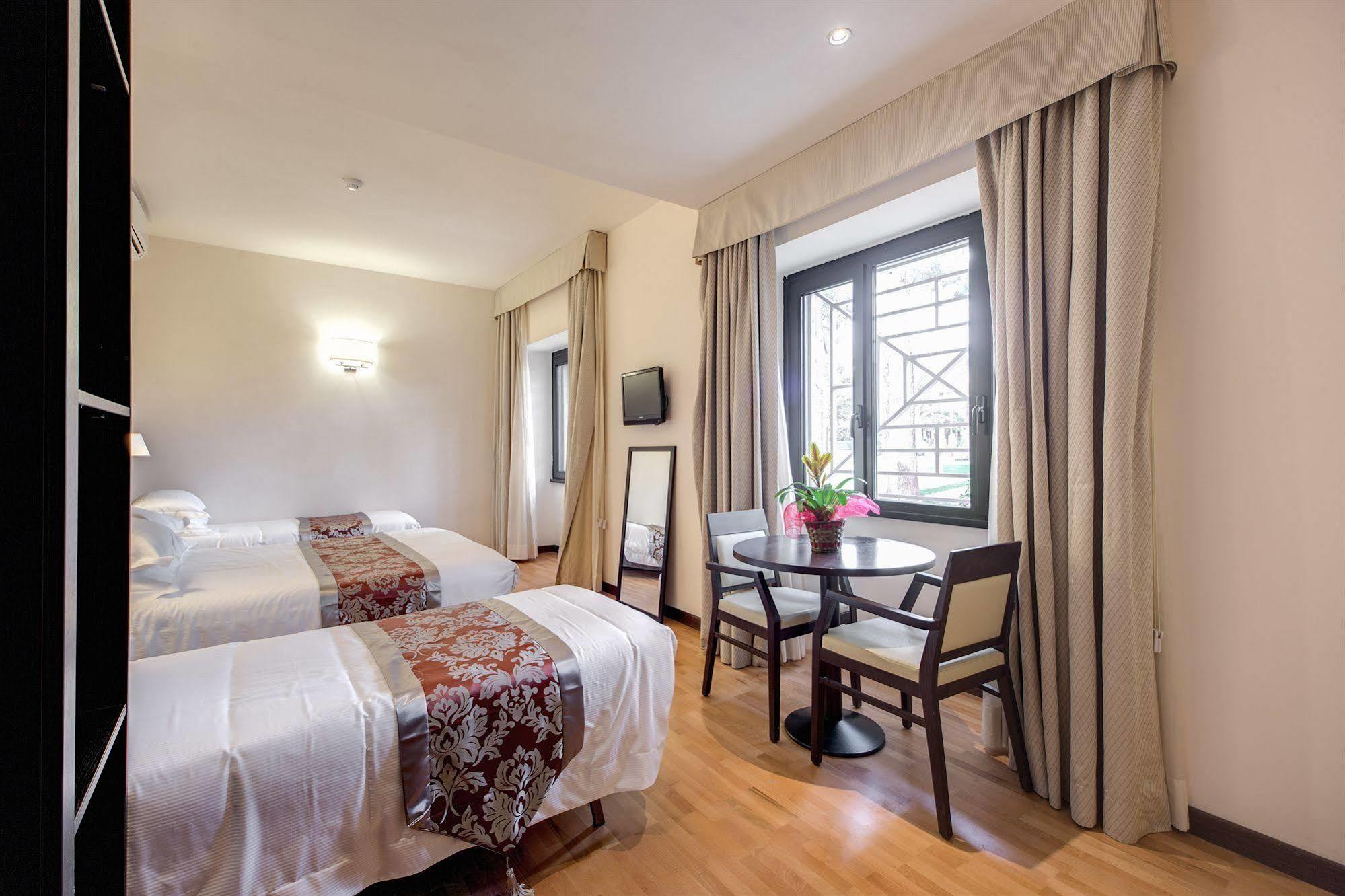 Regal Park 4* Rome