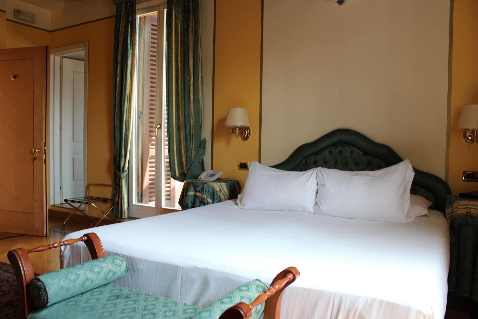 Coronari Palace Hotel Rome