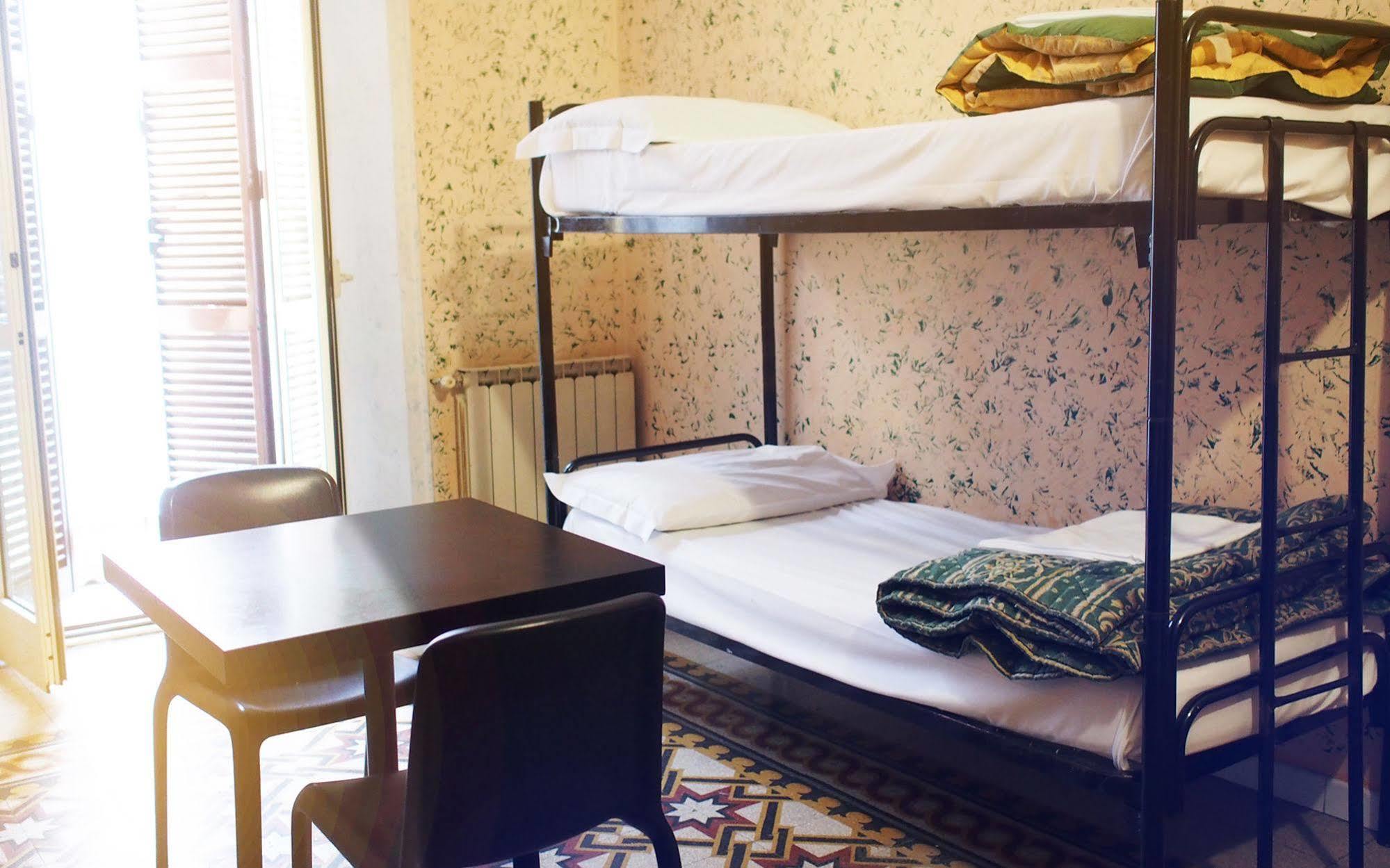 M&j Place Albergue *