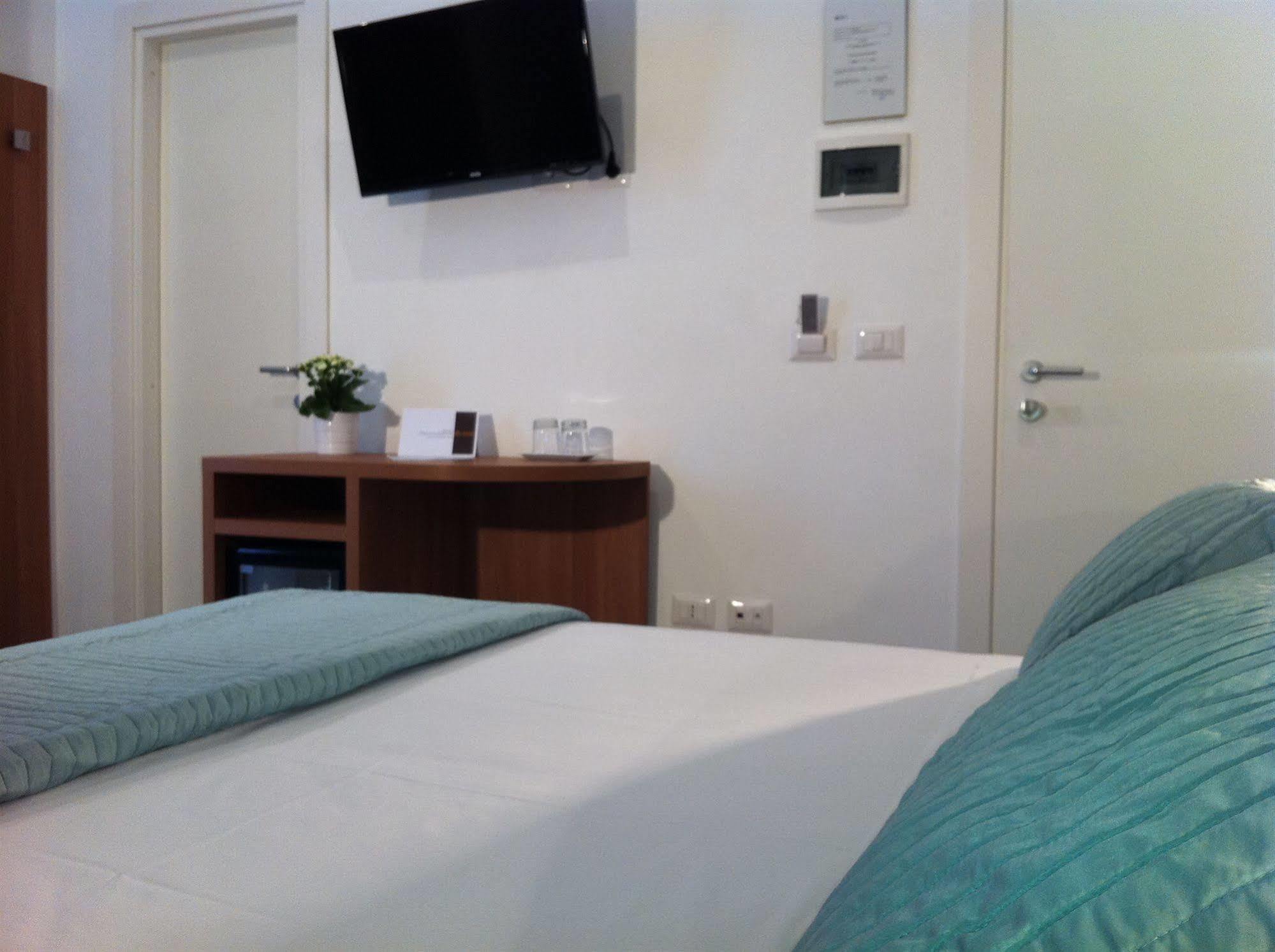 Holidays S.lorenzo New 2* Rome