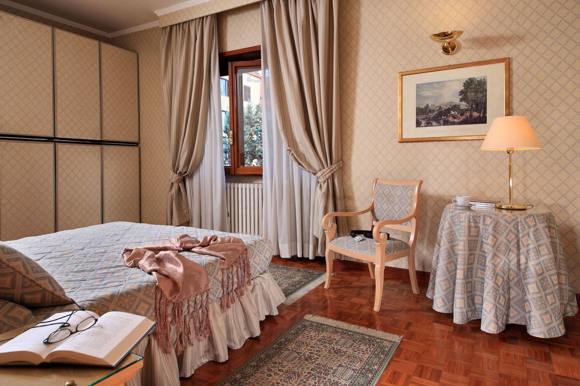 Aurelia San Pietro 4* Rome