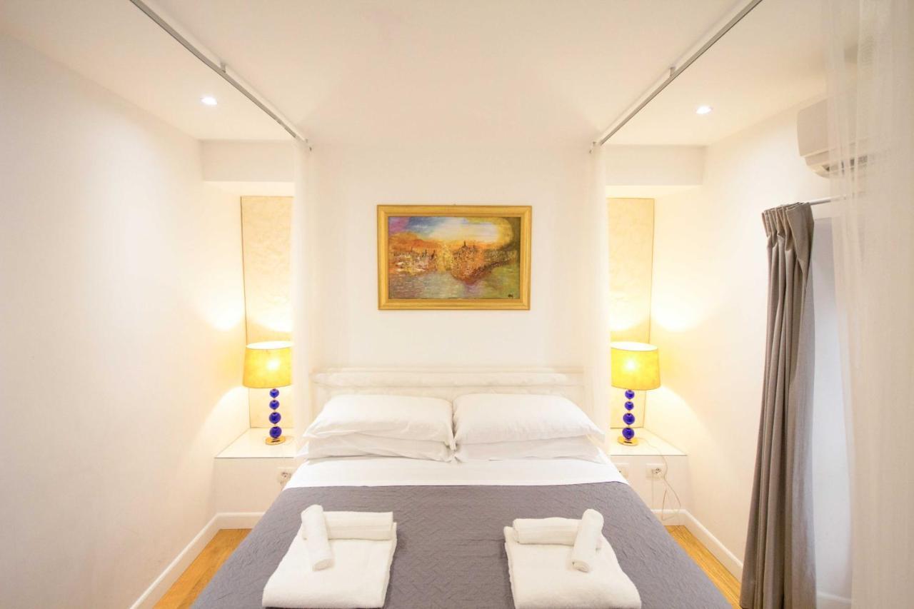 Apartment Corso 277 Rome