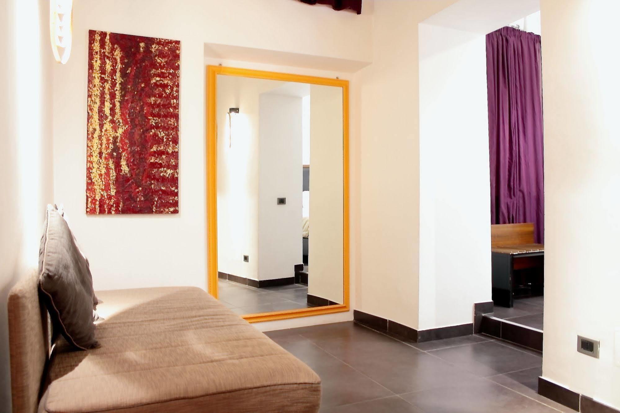 Hotel Navona Colors 3*