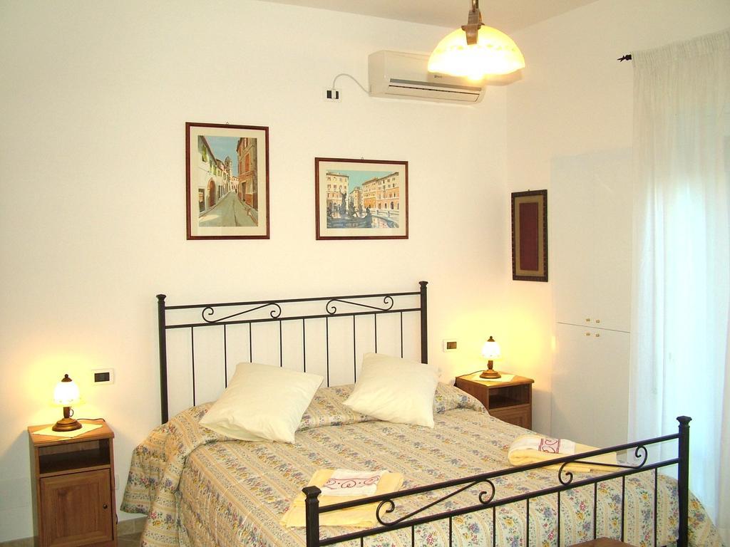 Bellaluna * Rome