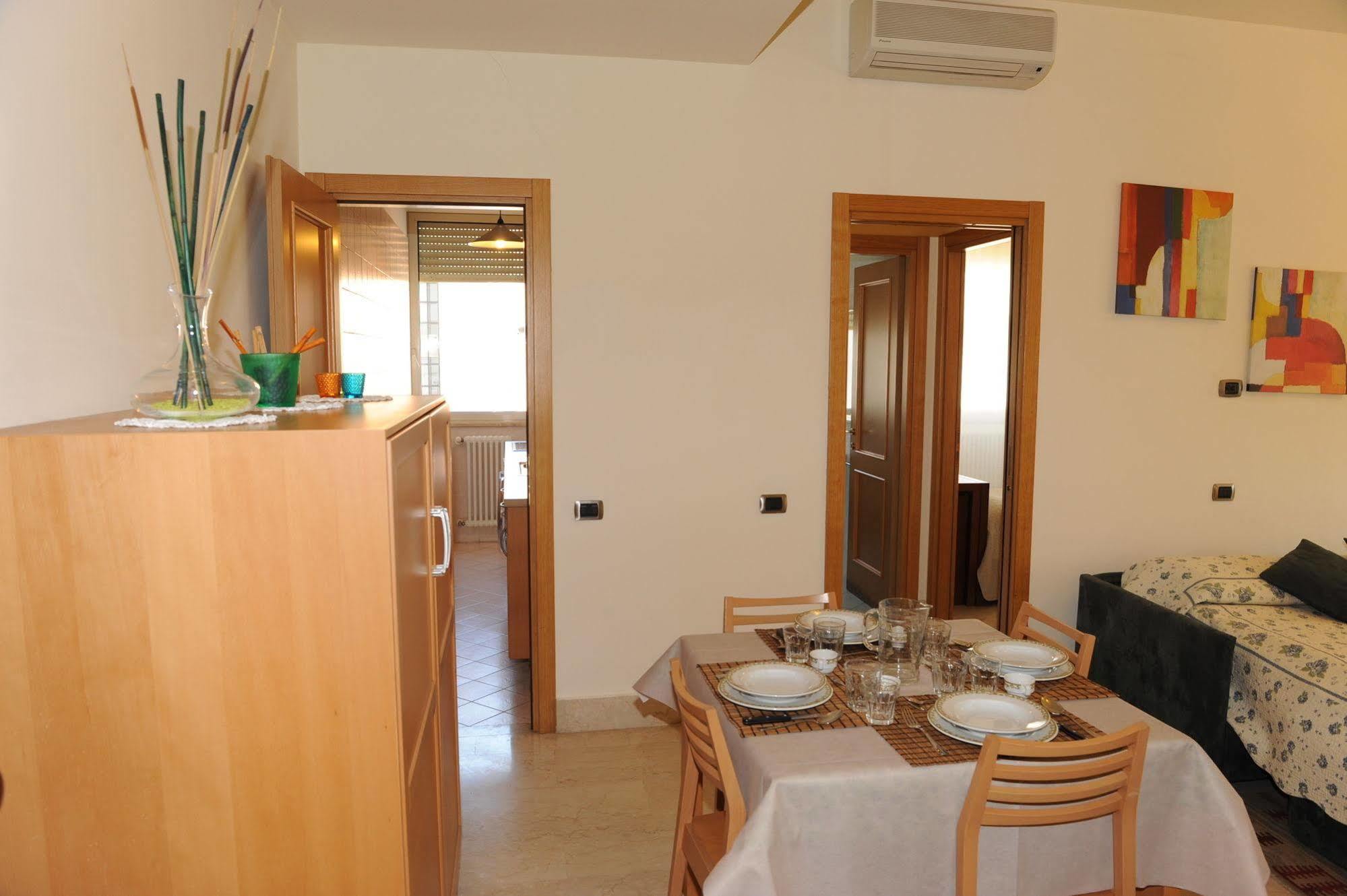 Lux Aparthotel