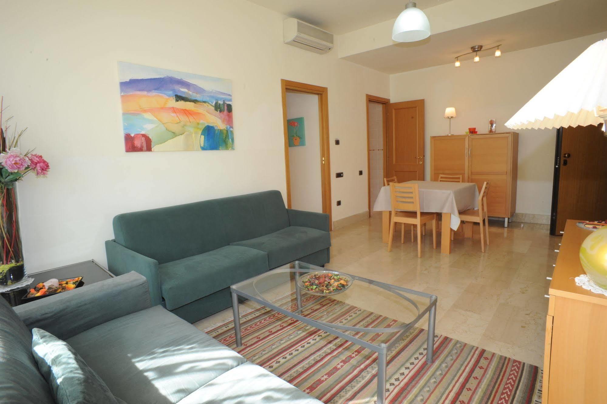Lux Aparthotel Rome