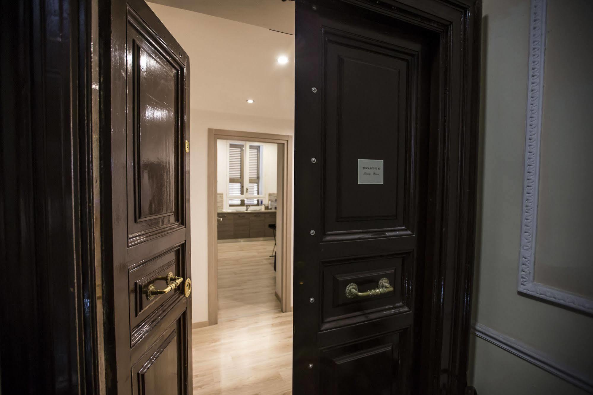 Town House 62 Bed & Breakfast