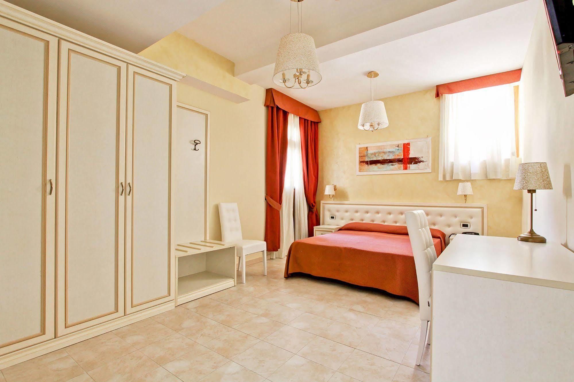 Il Villino 3* Rome
