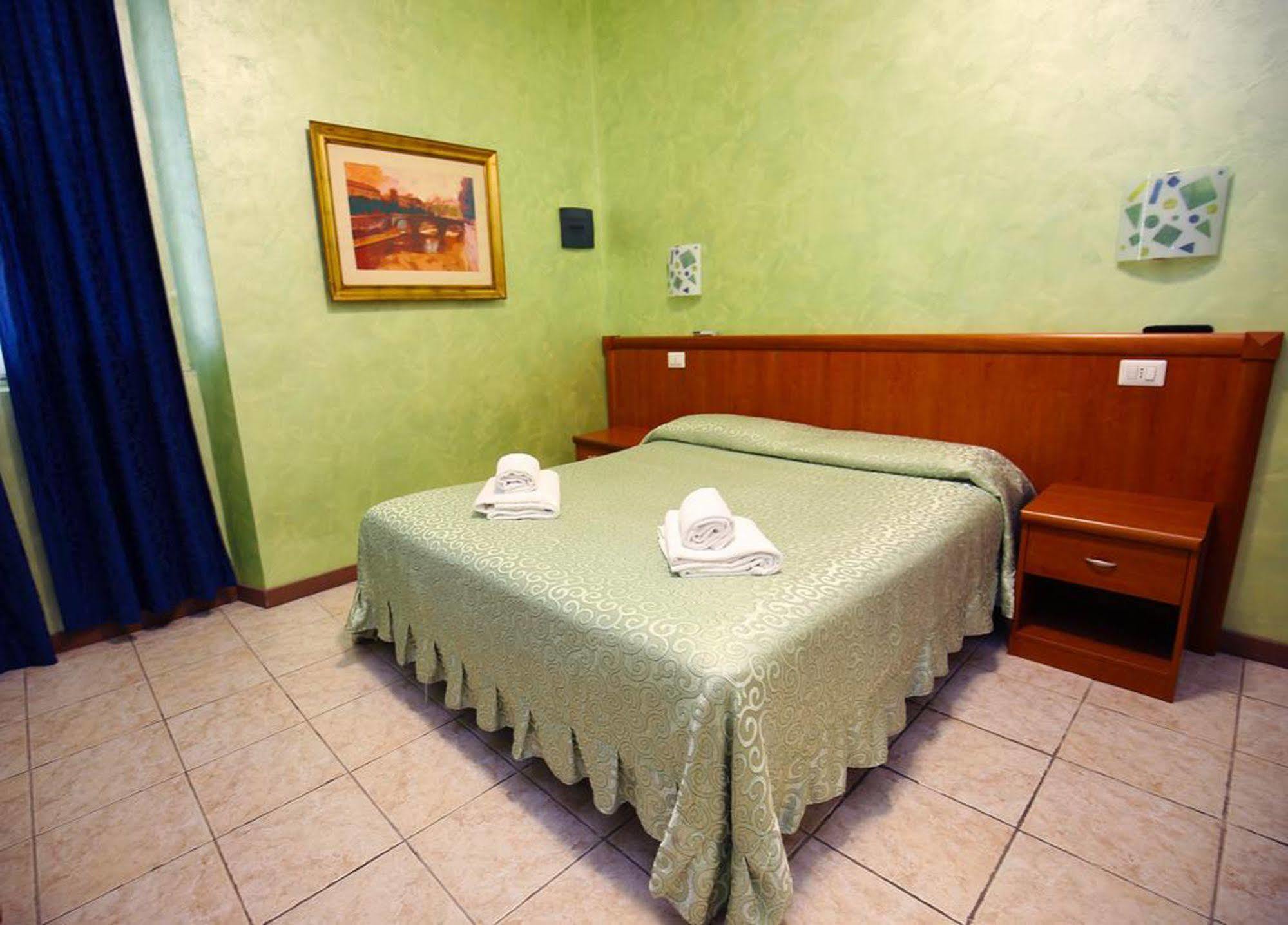 Hotel Tokyo Rome