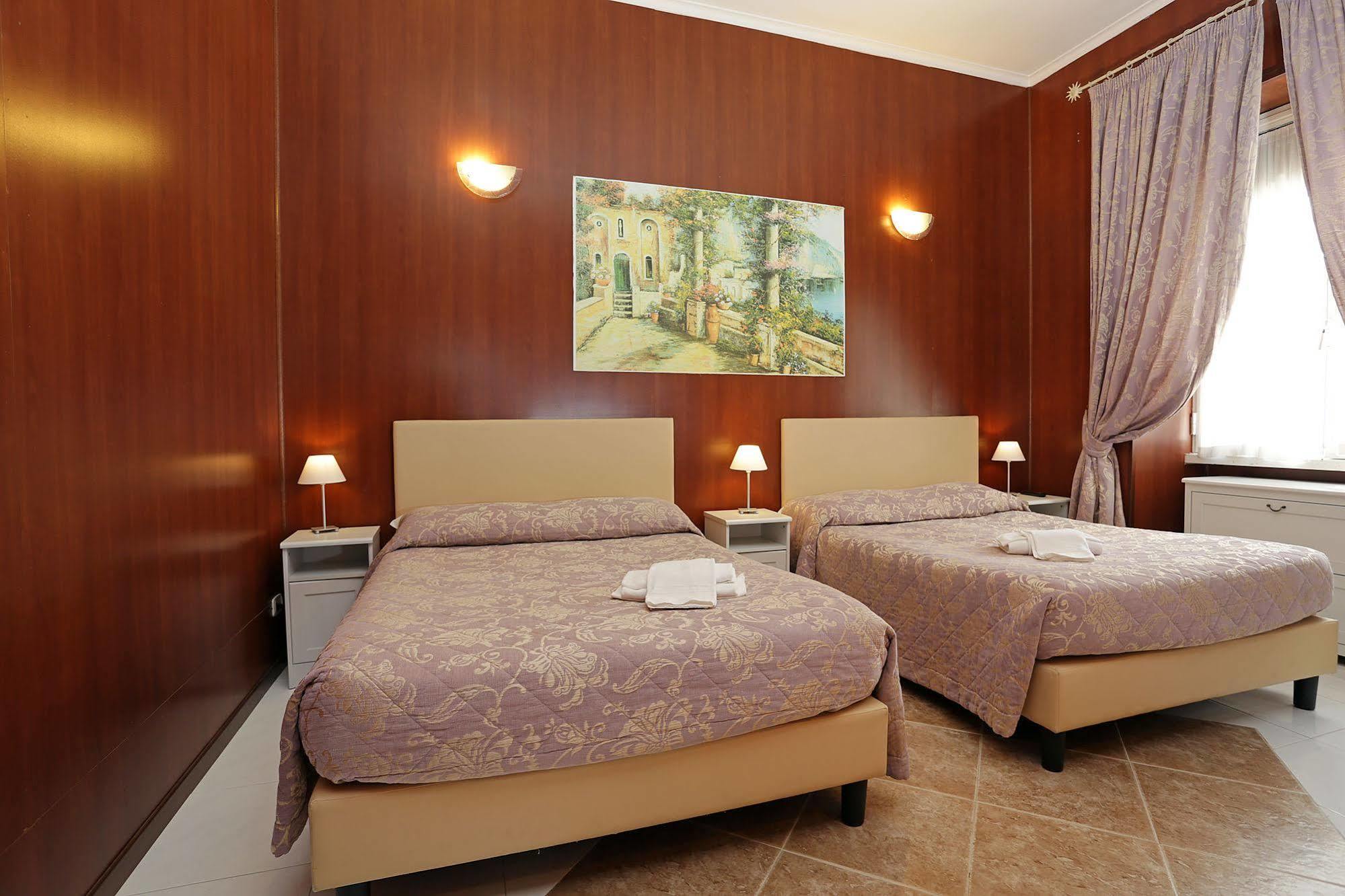 Hotel Houspitality Flowers 3*