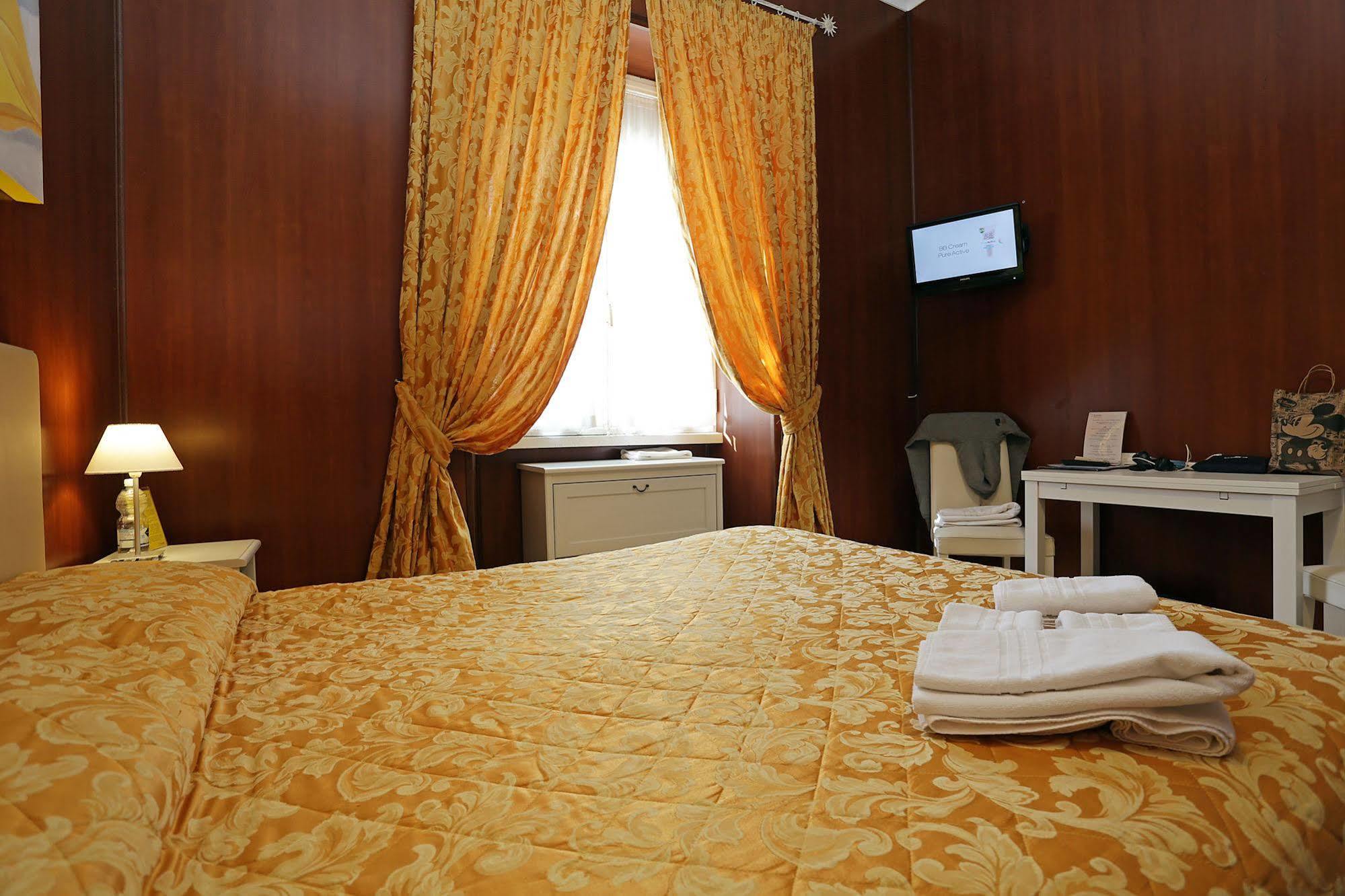 Hotel Houspitality Flowers 3*