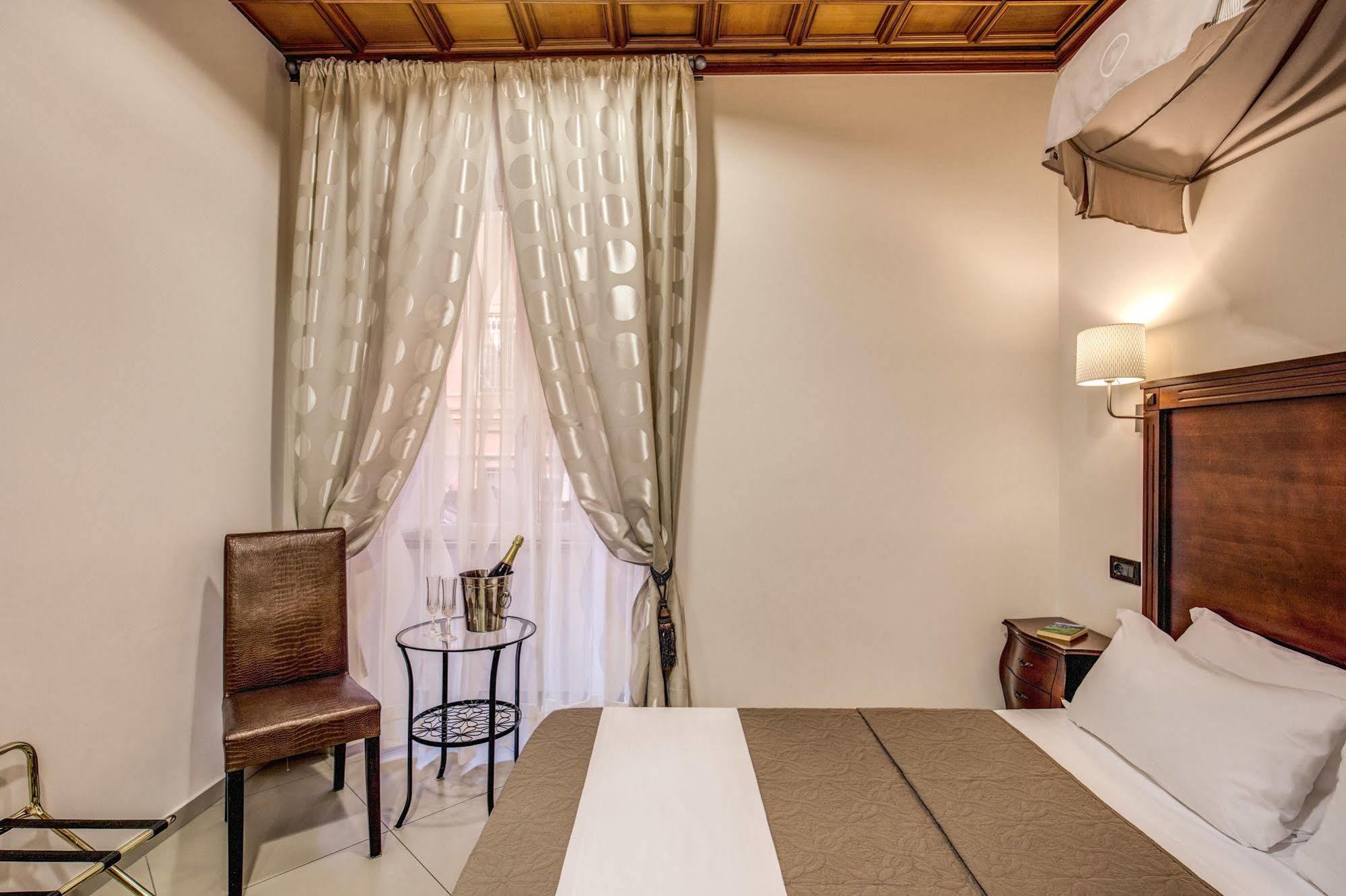 Artemis 3* Rome