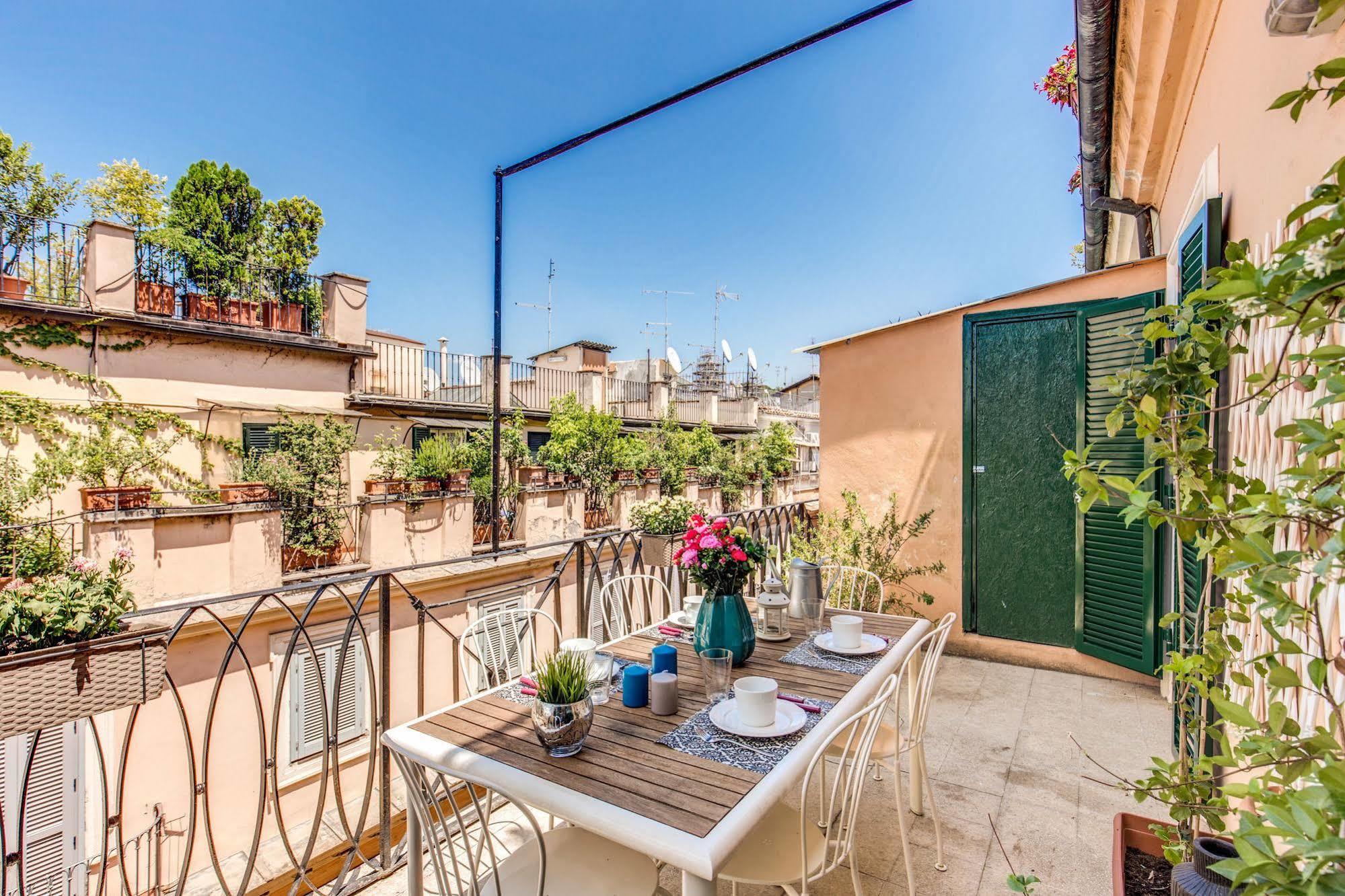 Aweshomeitaly - Spagna Glamour Life Penthouse Roma