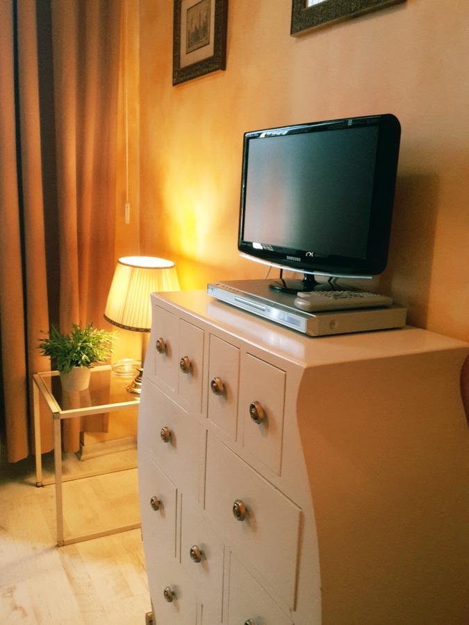 Apartment Marignoli Rome