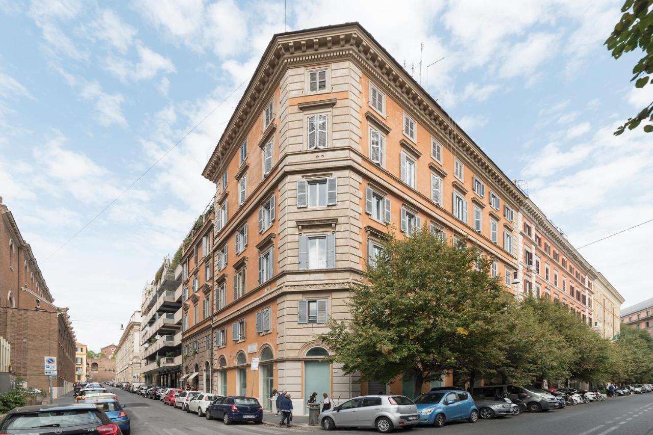Borghese Roomy Flat Appartement