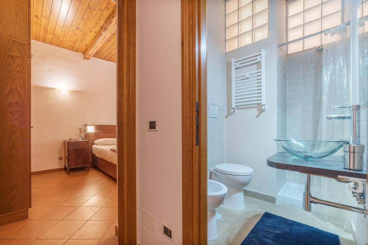 Borghese Roomy Flat * Rome