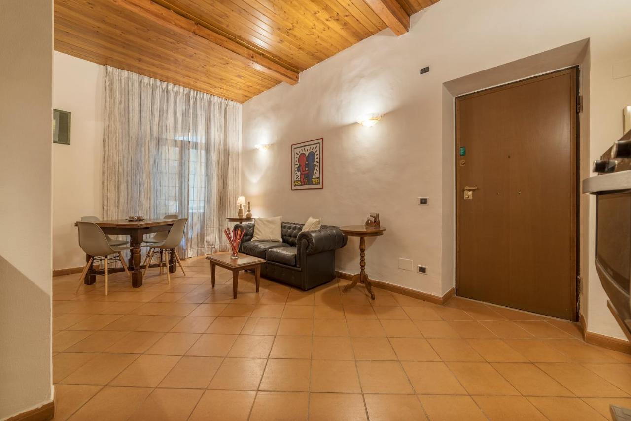 Borghese Roomy Flat Appartement