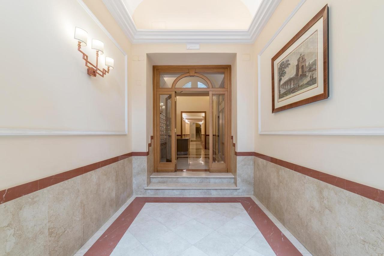 Appartement Borghese Roomy Flat Rome