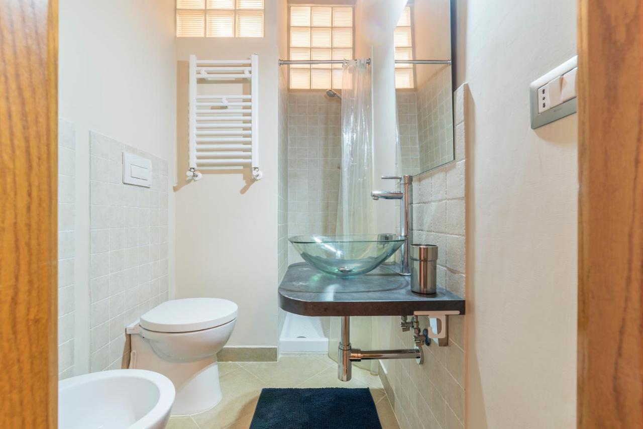 Borghese Roomy Flat * Rome