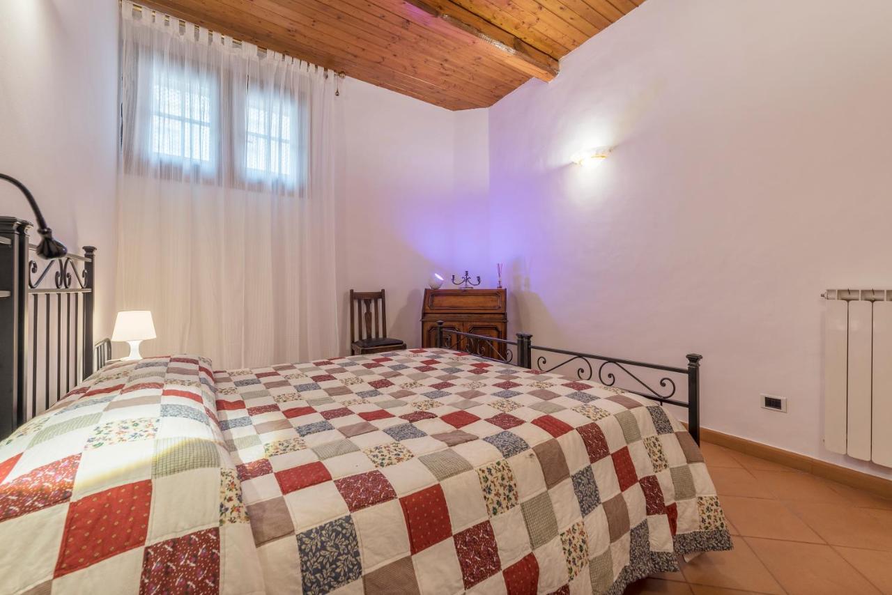 Borghese Roomy Flat