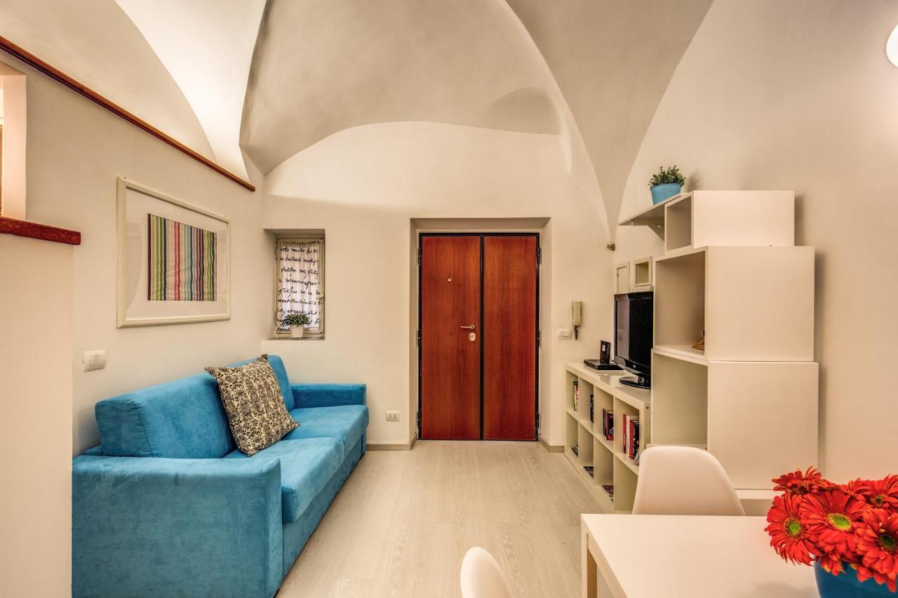 Coronari Stylish Apartment Rome