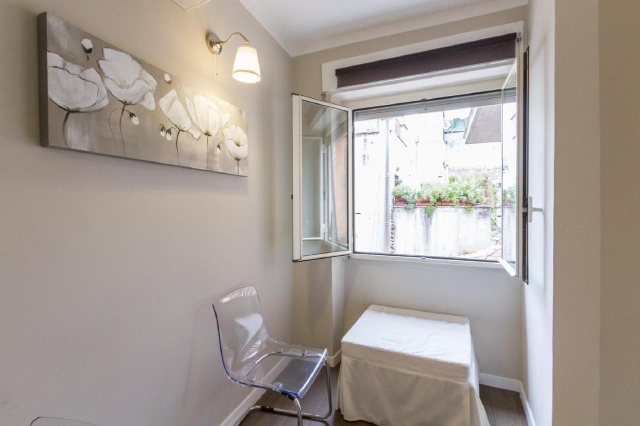 Roof Terrace Coppelle Pantheon Rome