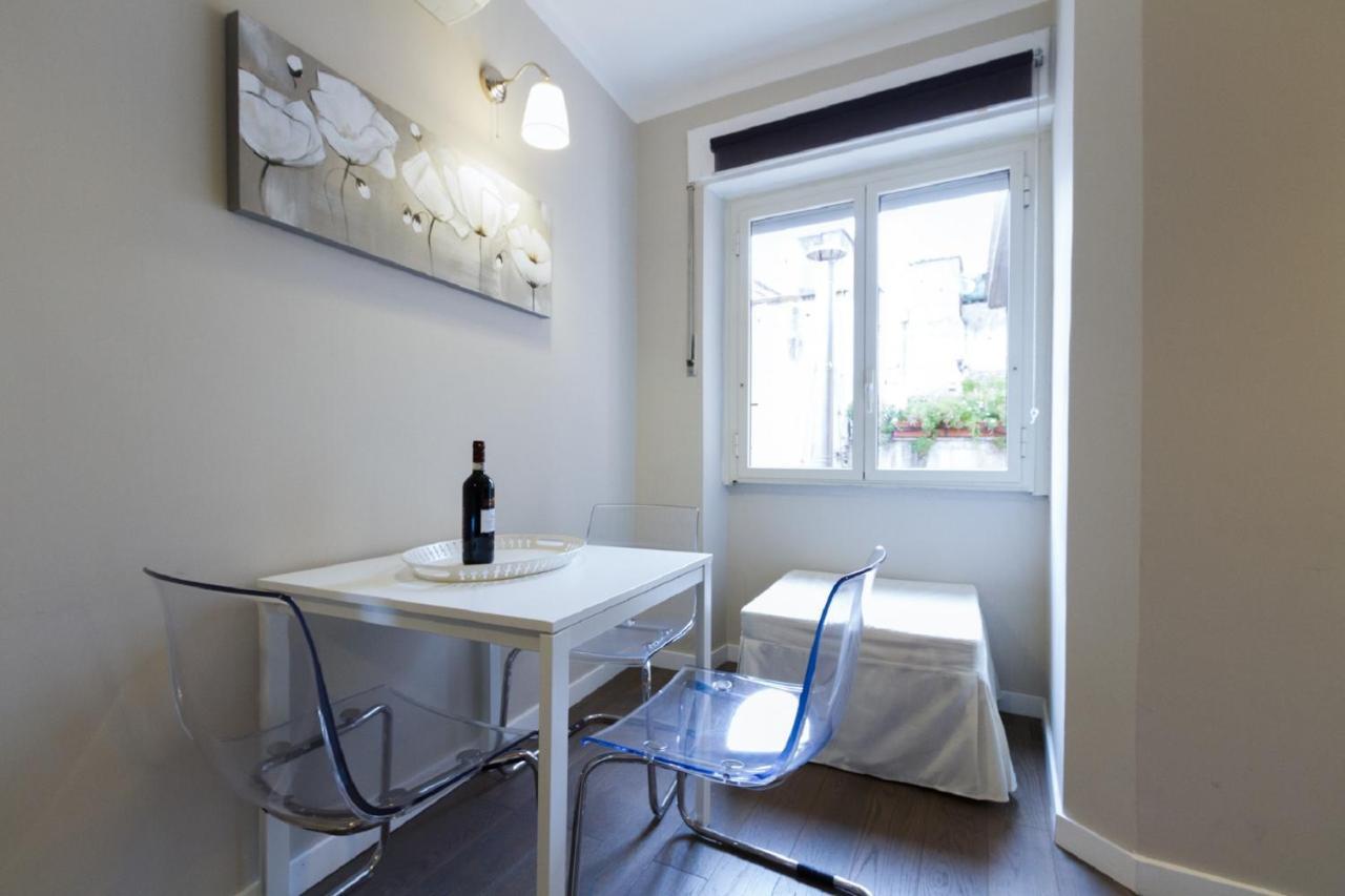 Roof Terrace Coppelle Pantheon Apartment *