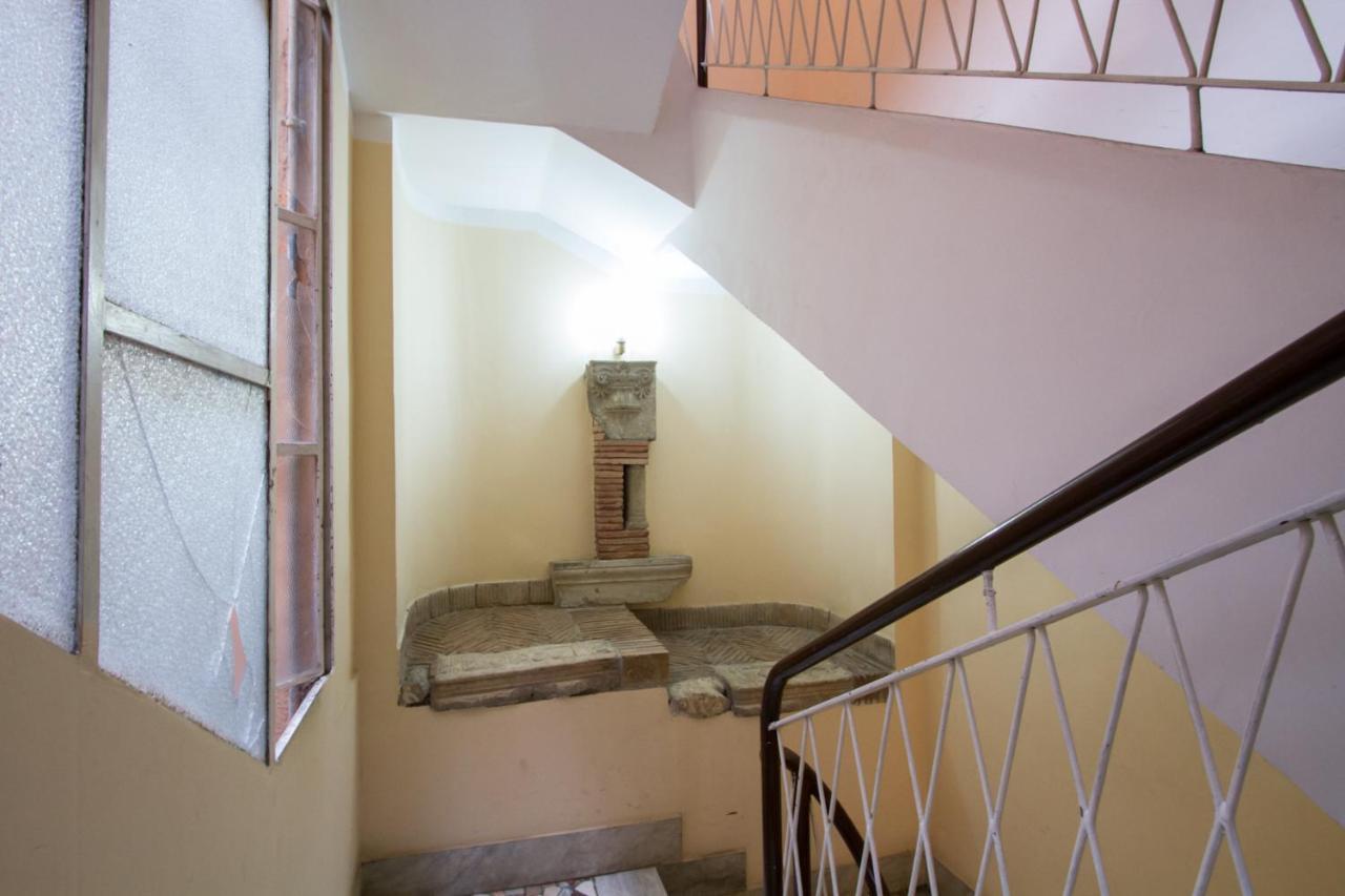 Roof Terrace Coppelle Pantheon *