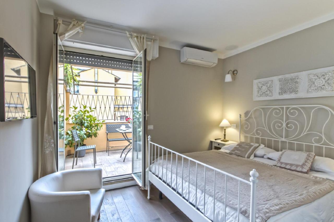 Roof Terrace Coppelle Pantheon Apartment *