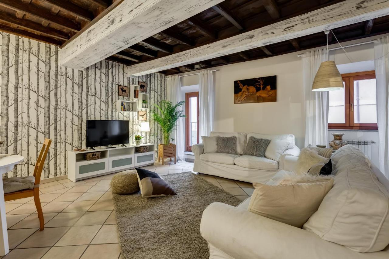 Apartment Trevi Fountain *