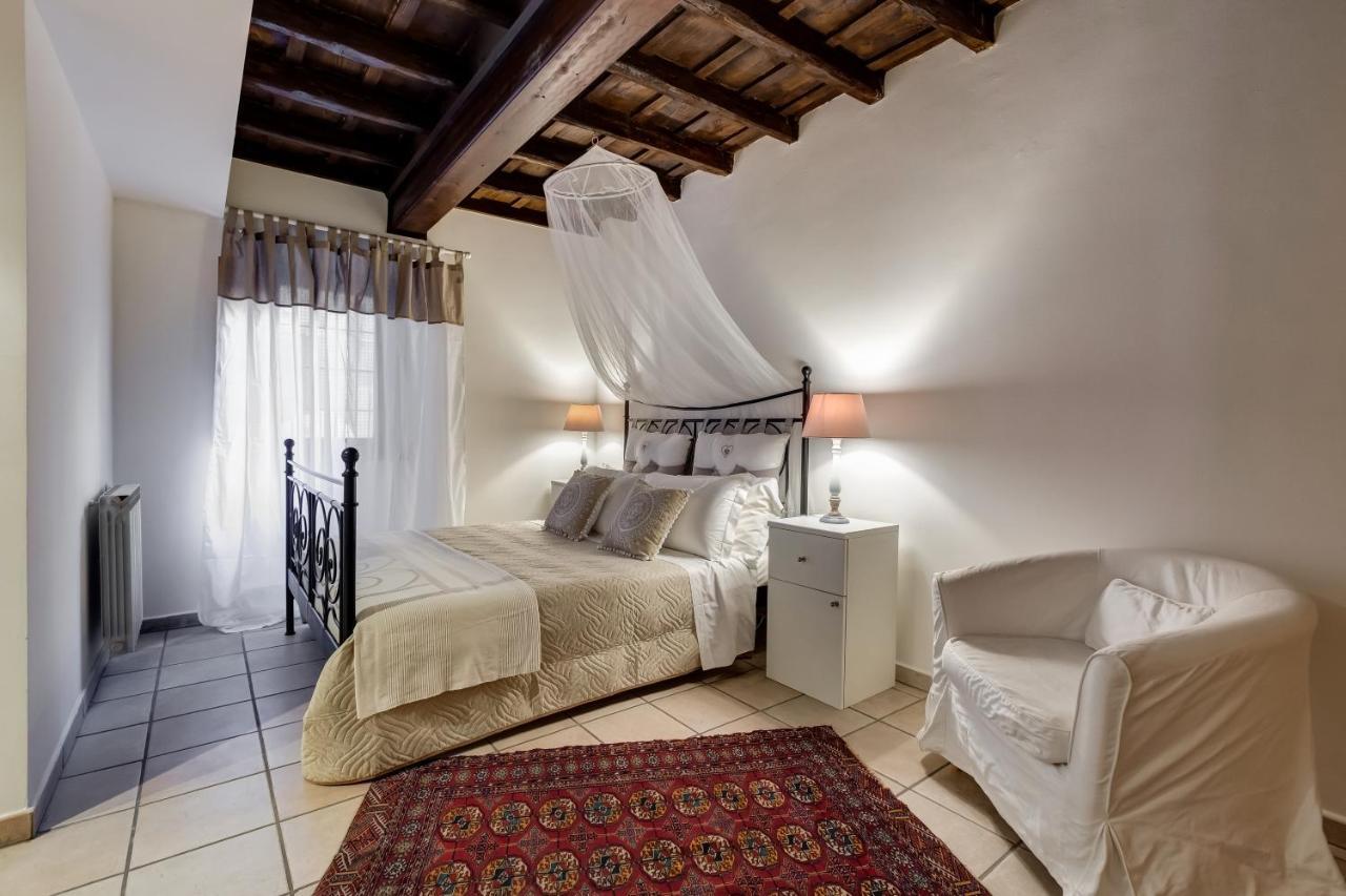 Trevi Fountain Apartment Rome