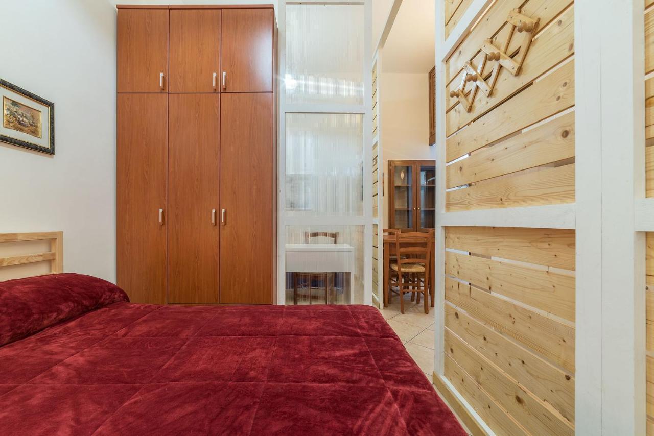 Vittorio Emmanuele & Colosseo Apartamento *
