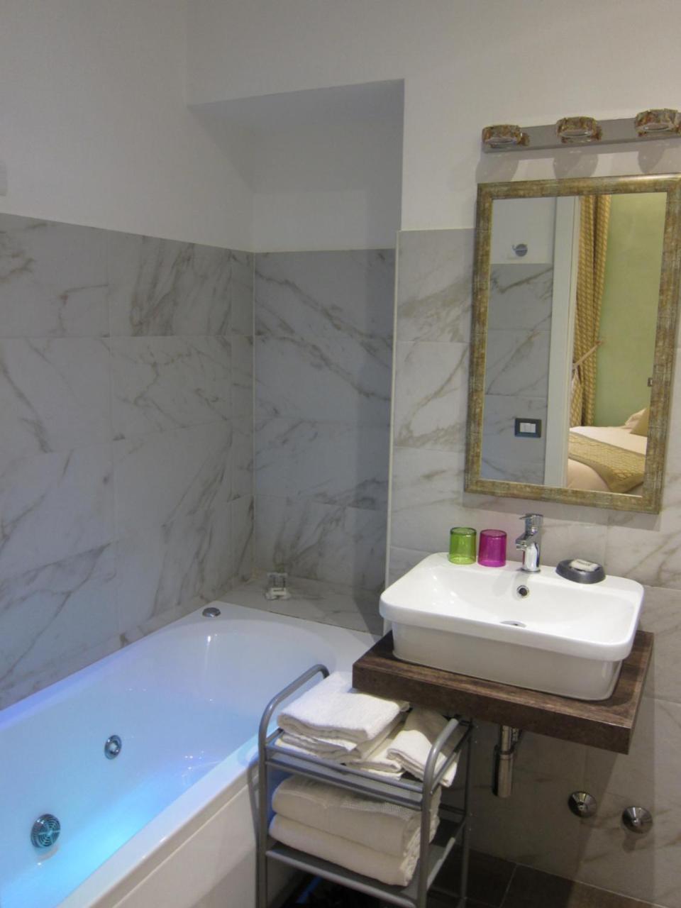 Collina Guest house