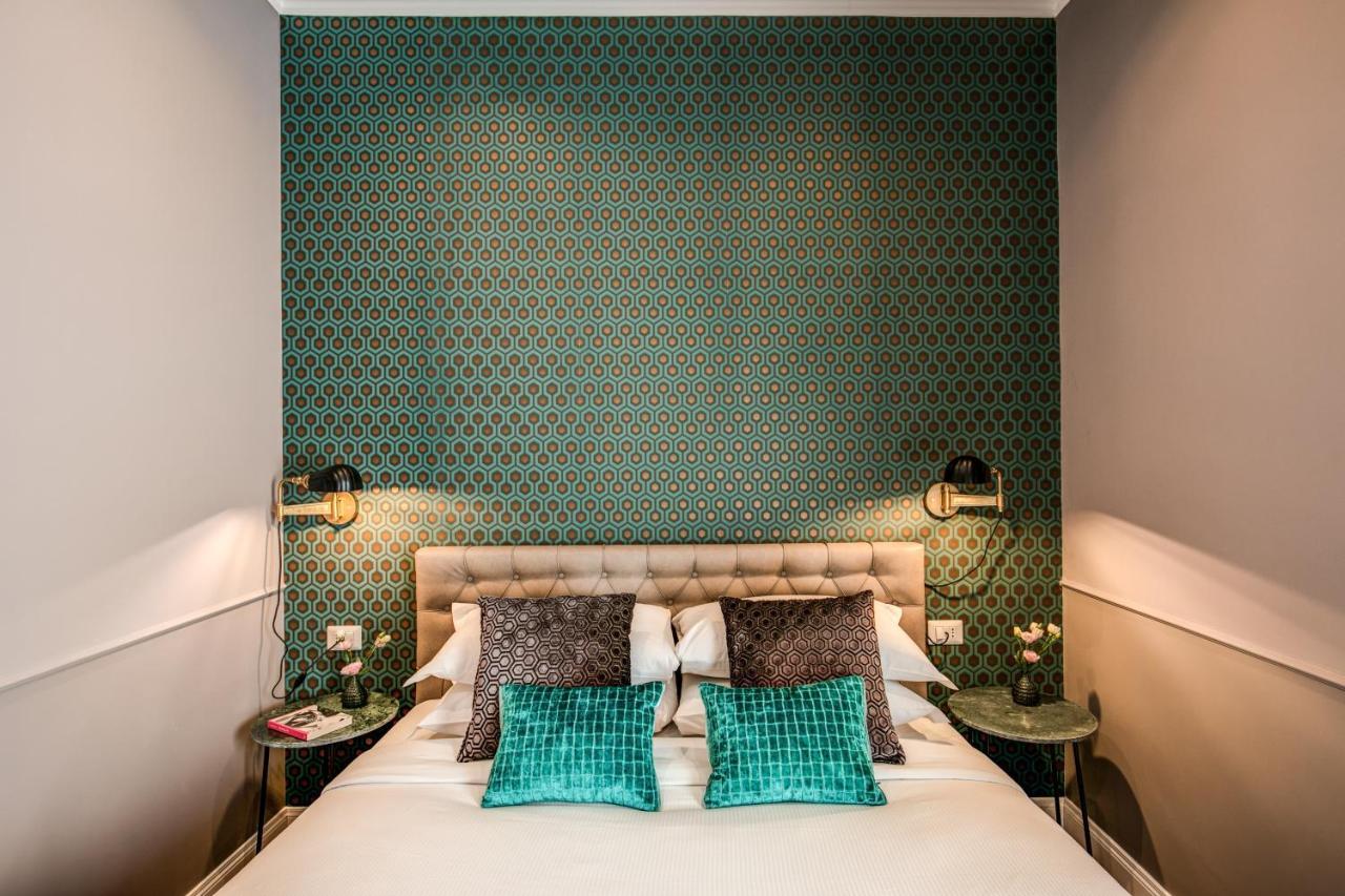 Tree Charme Parliament Boutique 3* Rome