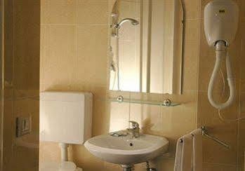 Dimora Storica Urbana Guest house