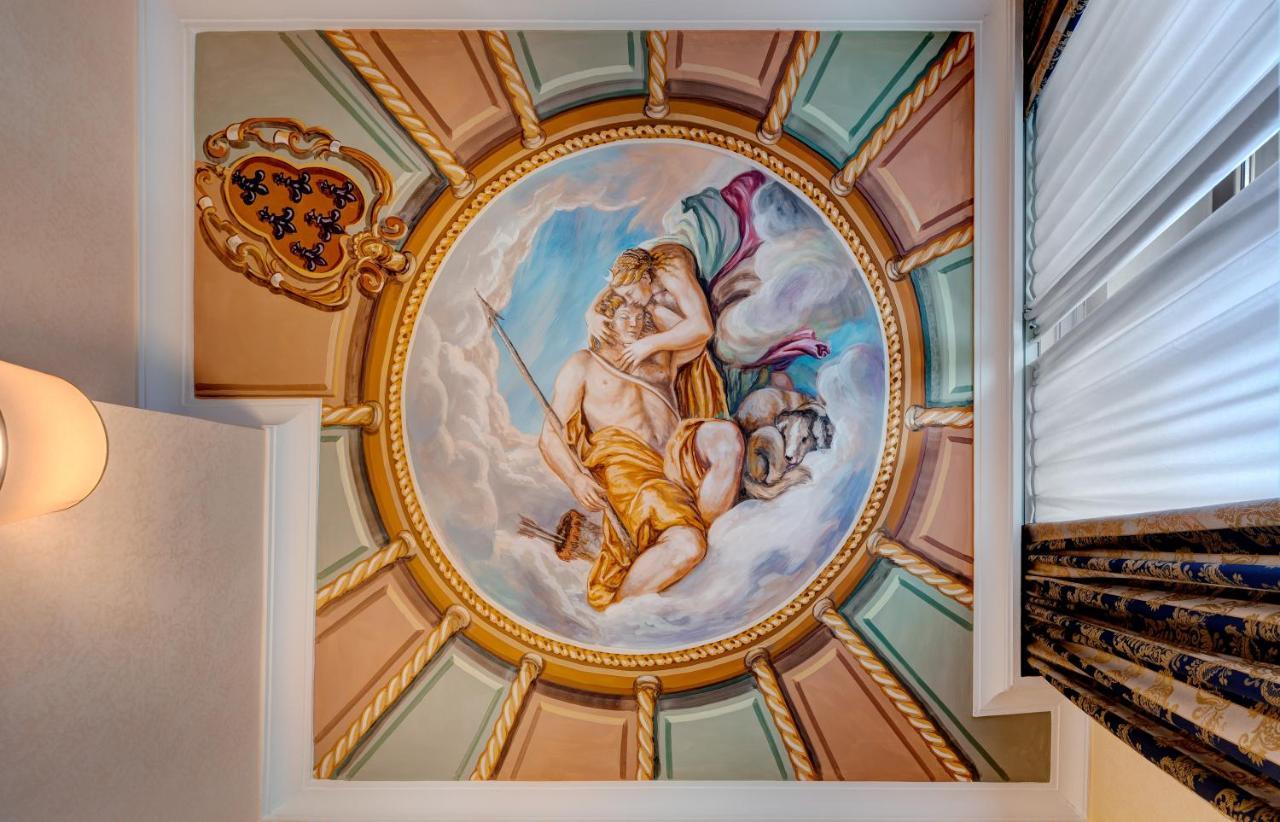 Amalfi Hotel 3*