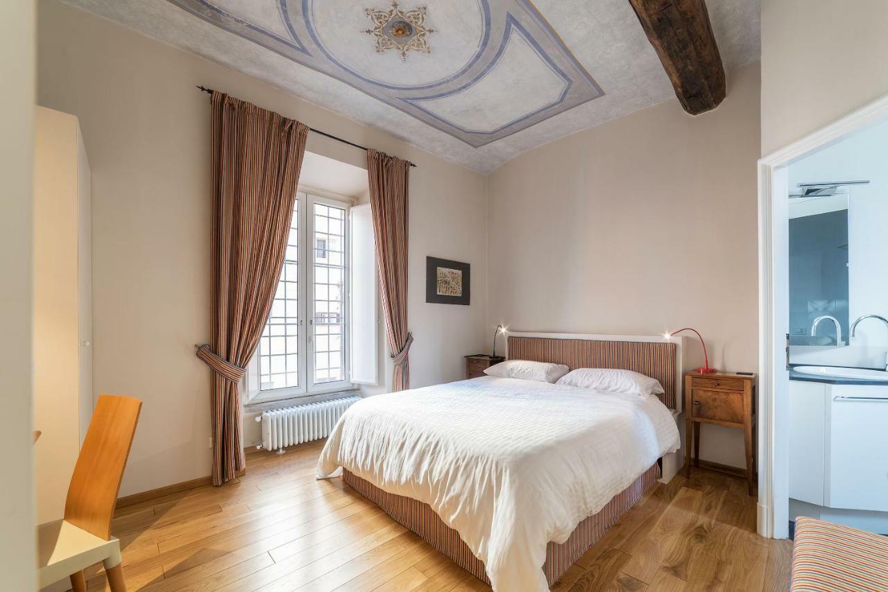 Apartment Monti Stunning With Terrace Rome