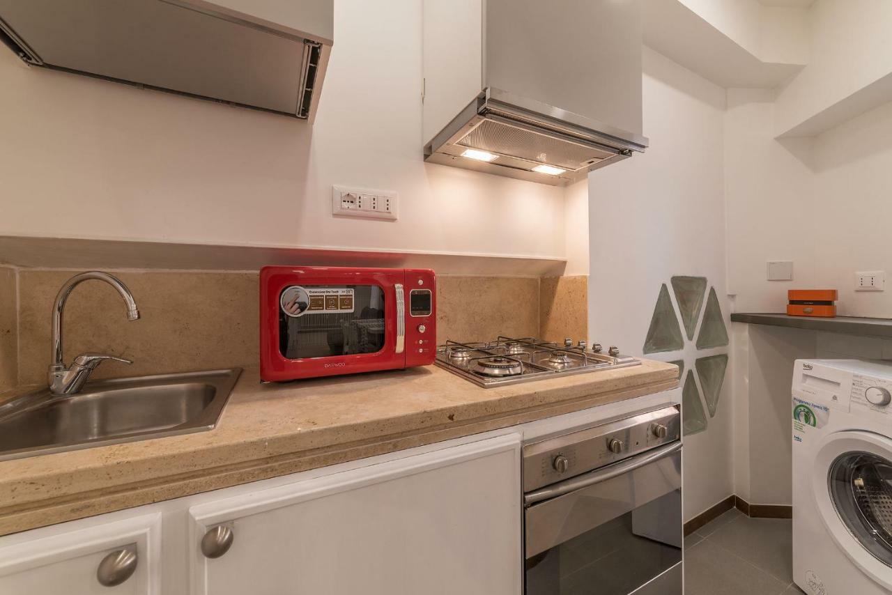 Apartment Montecitorio Lovely Rome