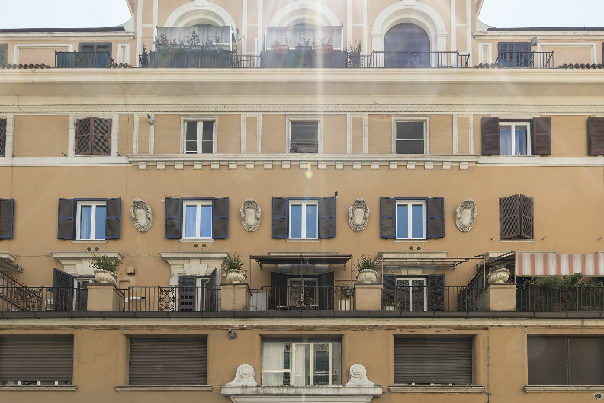 Guest House 2*