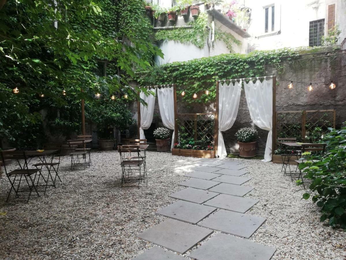Navona Secret Guest house