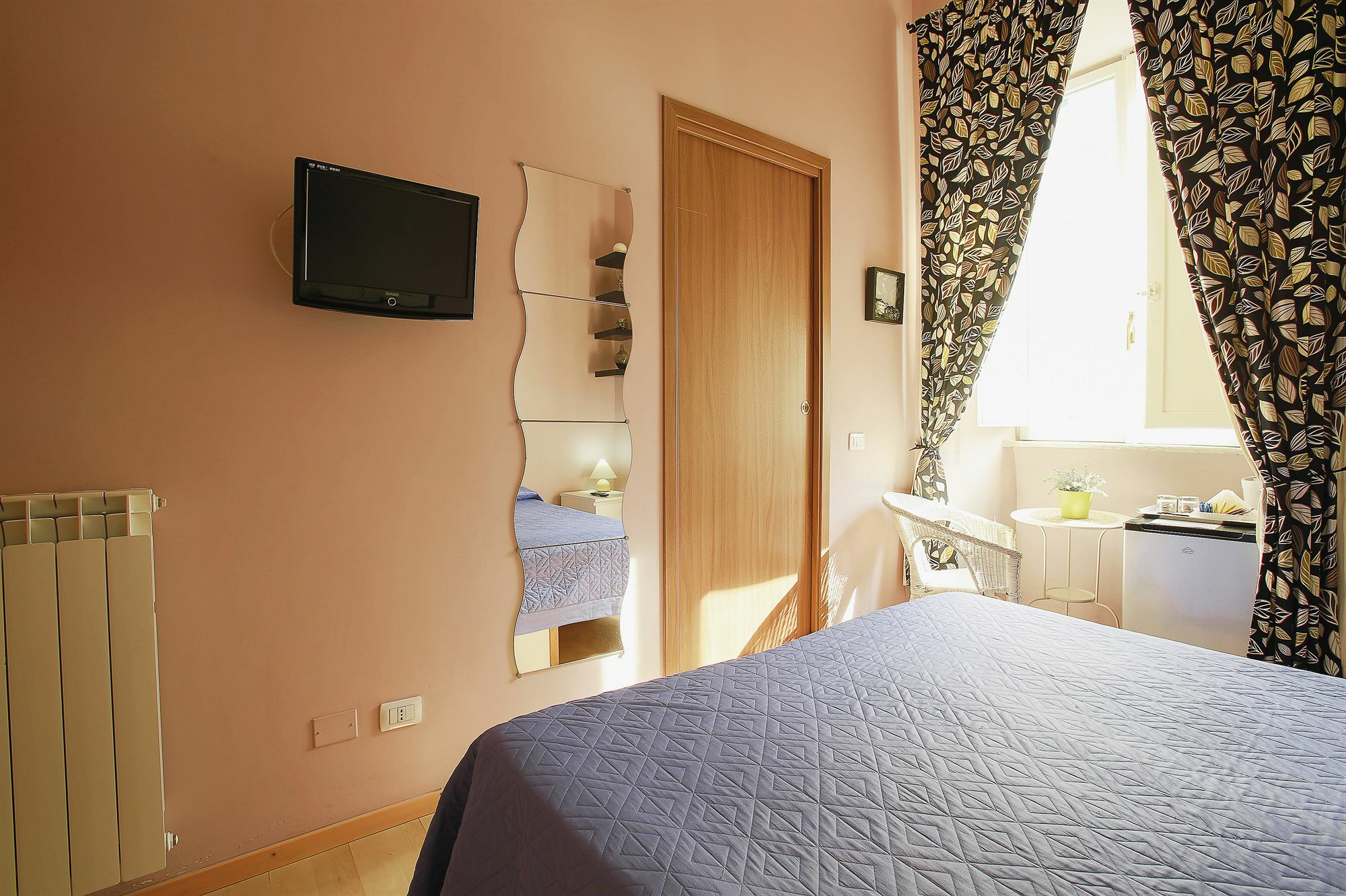Romerooms 3*