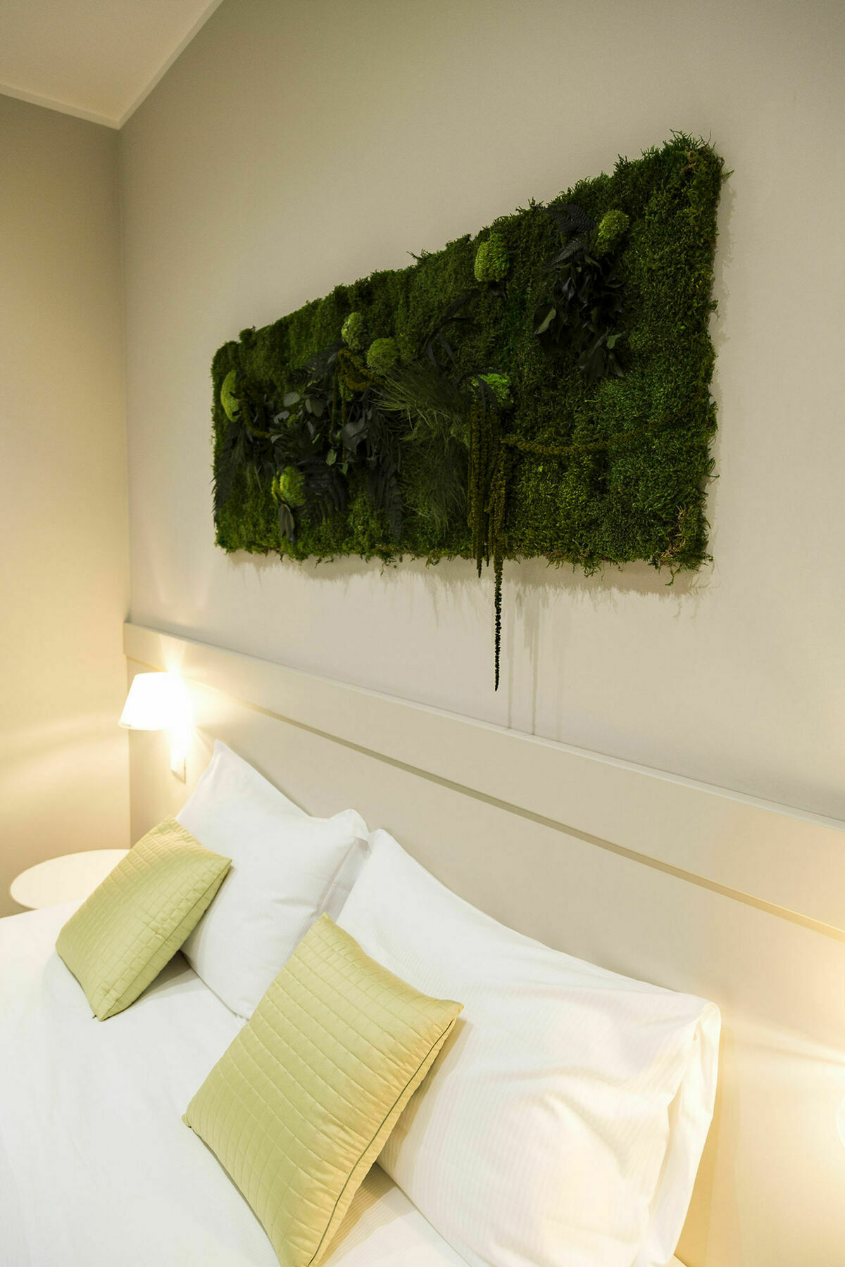 Aeterno Eco Rome